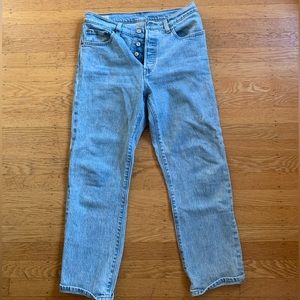 Wedgie fit Levi’s size 28